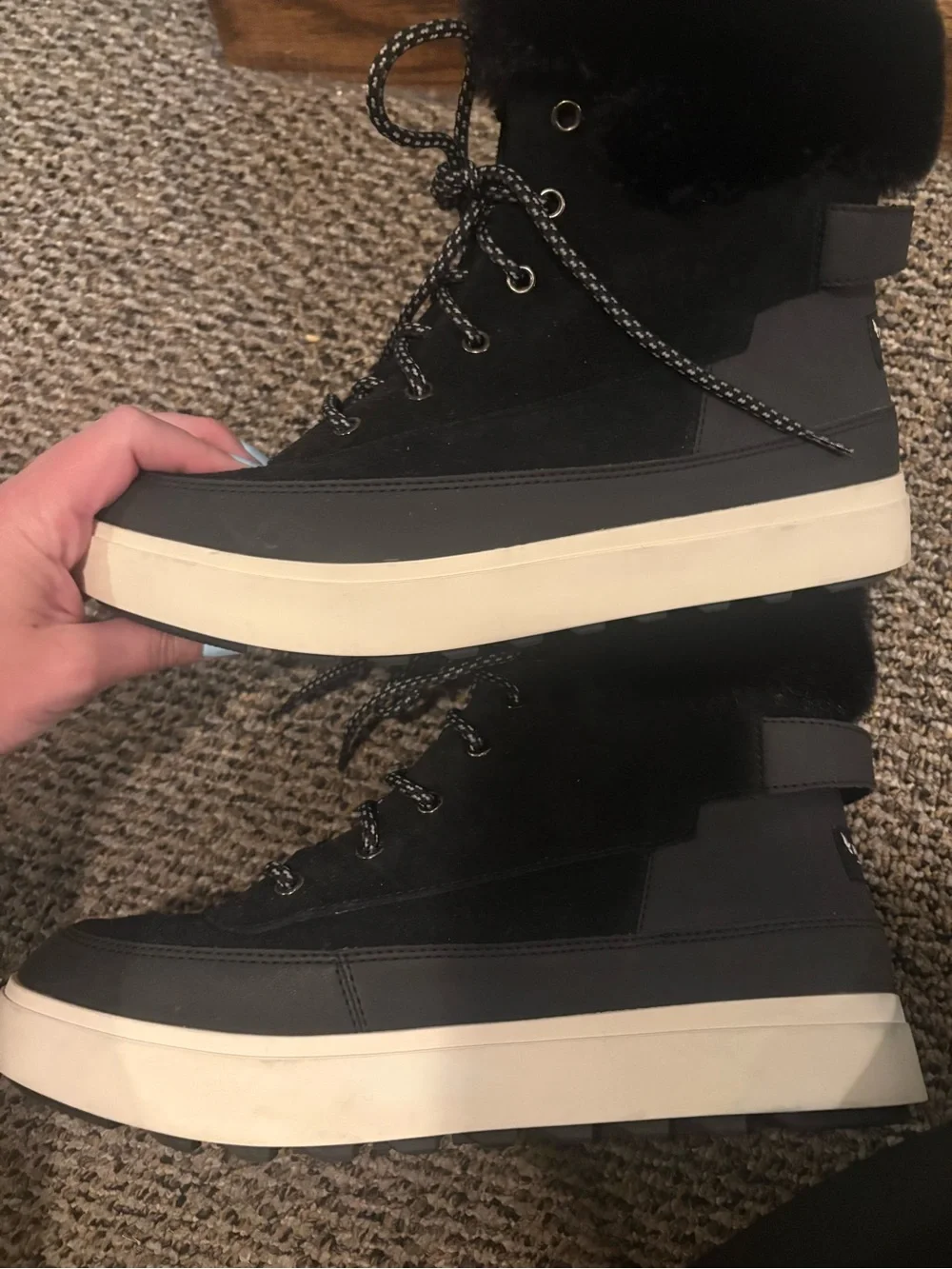 Koolaburra by UGG Black Ryanna Waterproof Snow Boots Size 10 - Picture 6 of 9